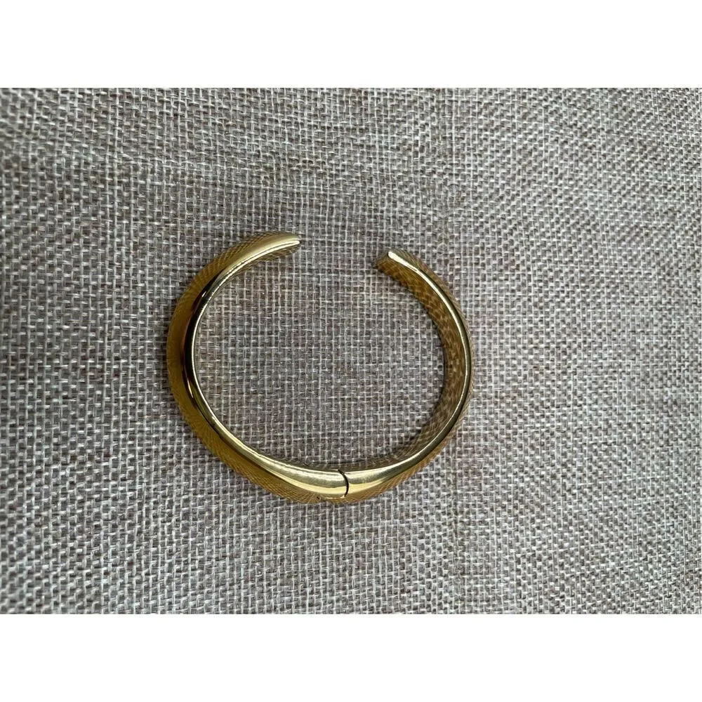 Kate Spade Raise the Bar Cuff Hinged Bracelet Gold-Tone